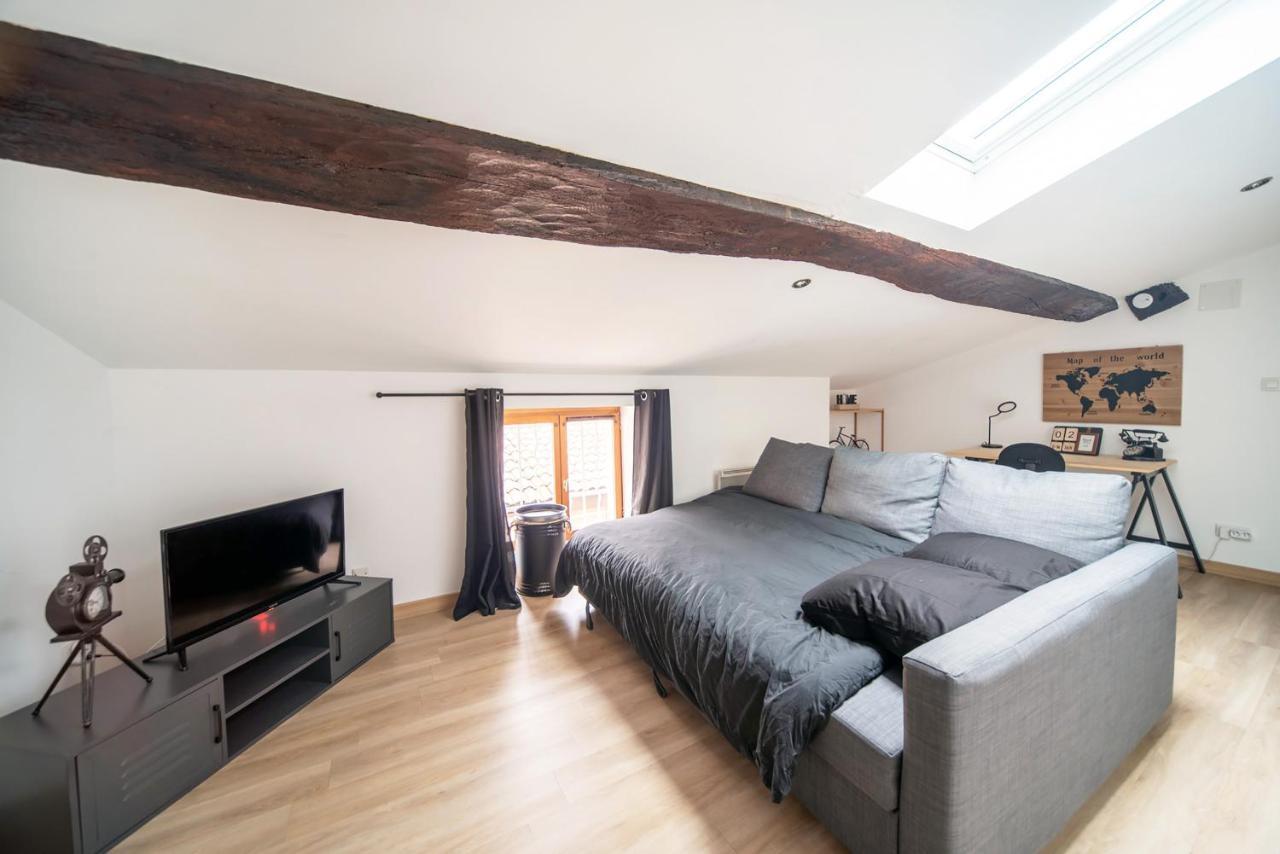 Appartement Cosy Et Moderne En Plein Coeur Du Centre Ville Mâcon Eksteriør bilde